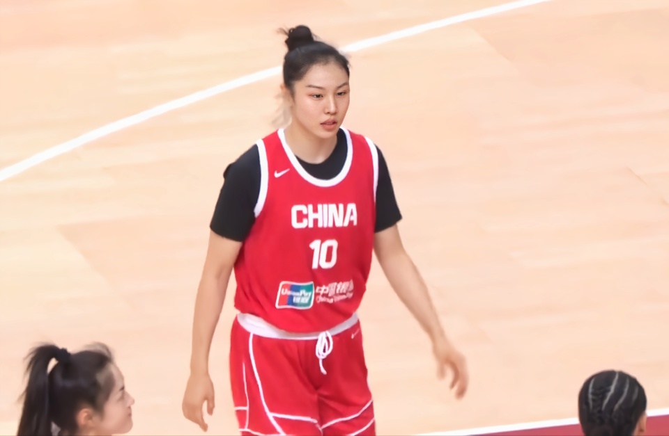 中国女篮74-69险胜巴西，王思雨21分，谁是全场最佳？数据不说谎！_腾讯新闻