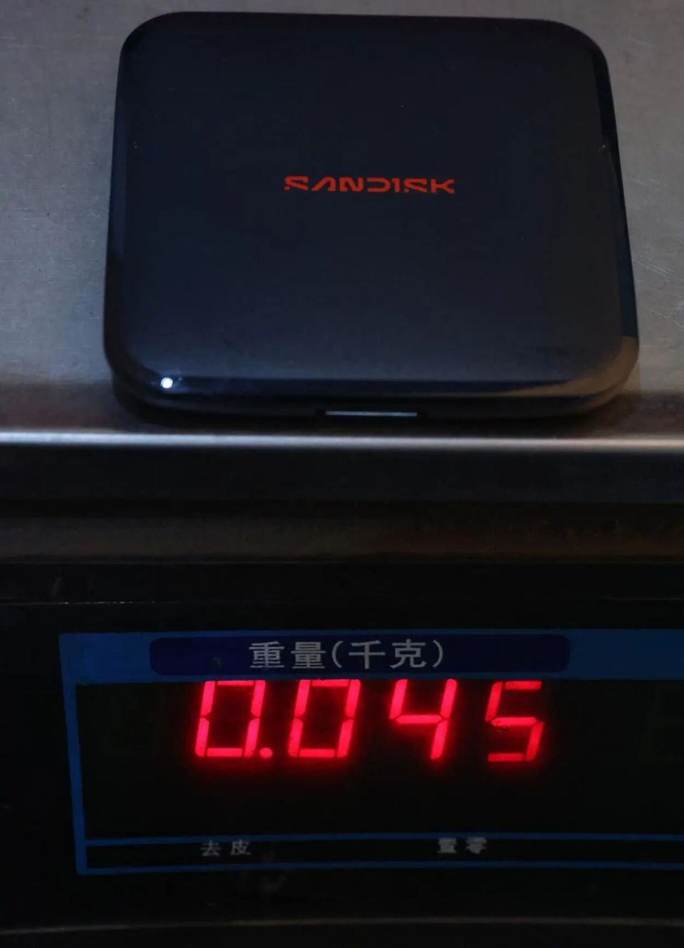 小巧玲珑、抗2米跌落！闪迪ELE移动固态硬盘评测-腾讯新闻