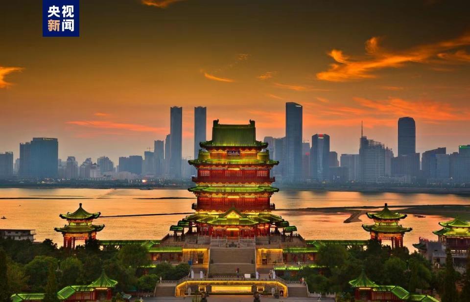 即日起至9月30日,武功山景区开展2024萍乡武功山杯全球华人诗词大赛