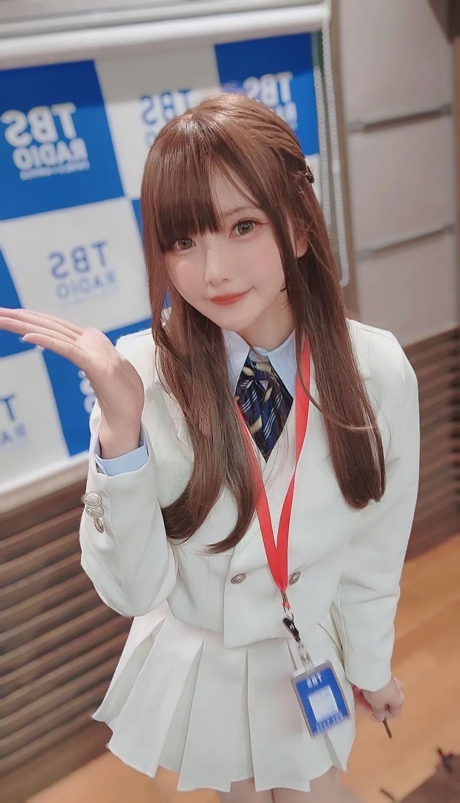 漂亮小姐姐cos图赏:身材完美还原角色 甜美感十足