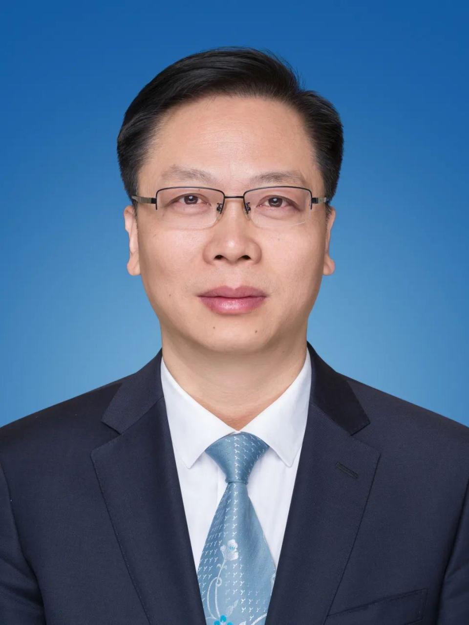 王少勇 保德林当选市人大常委会副主任,陆国强当选市人大常委会秘书