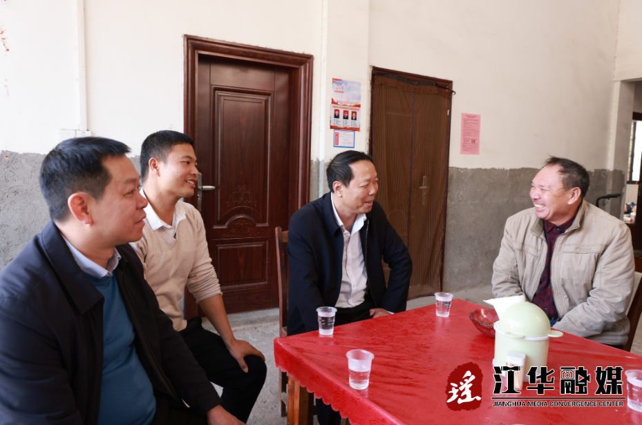 江华:段贵建走访结对联系户和困难群众