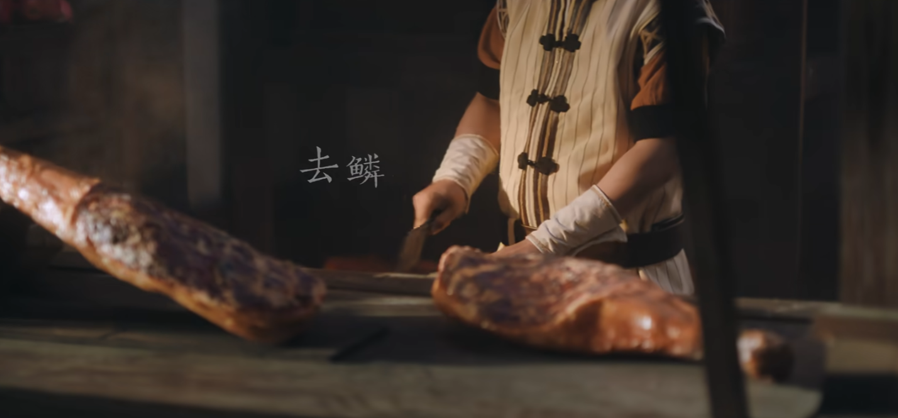 那既然掌勺的变成了万民堂的主厨,本次要给大家展示的菜品就变成了