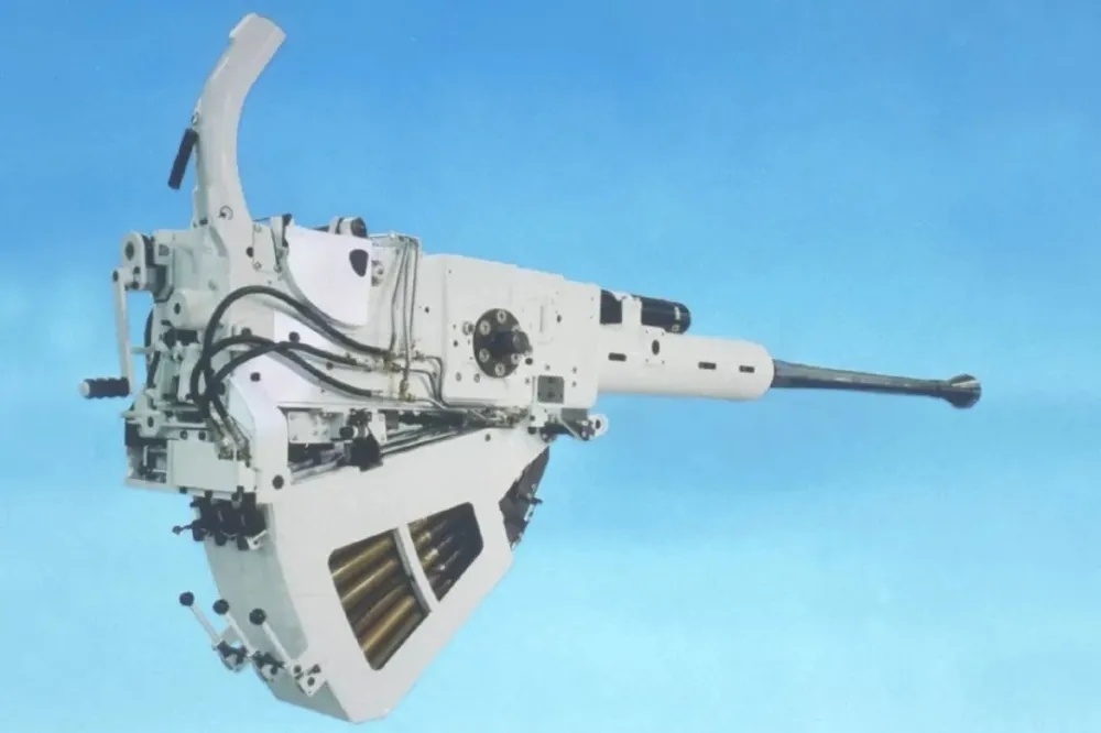 图片:运往乌克兰的cv9040c步兵战车.