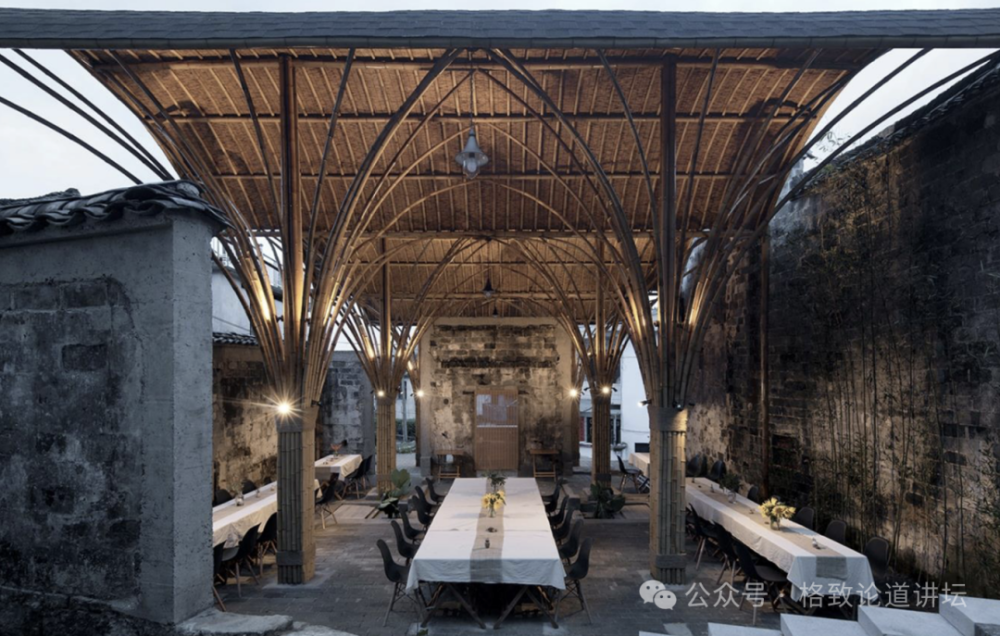 受"清明上河图"的启发,我们用织毛衣的方法,为村民造了一座"竹房子"