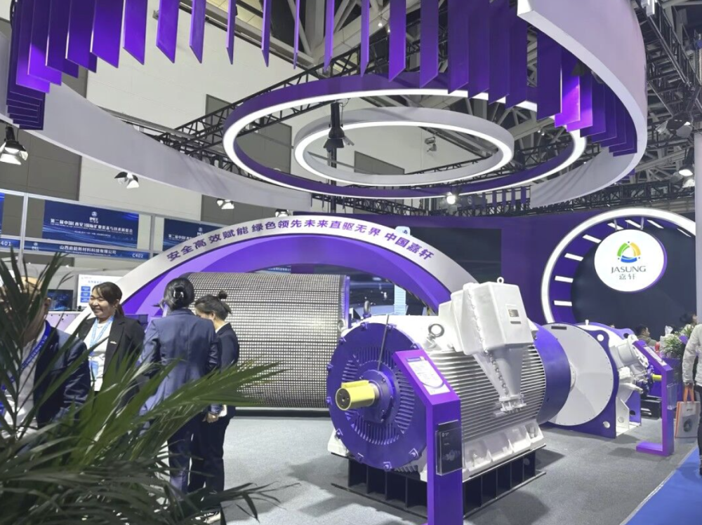 原带式运输系统运力为3000吨/小时,主要耗能种类为电能,两台电机驱动