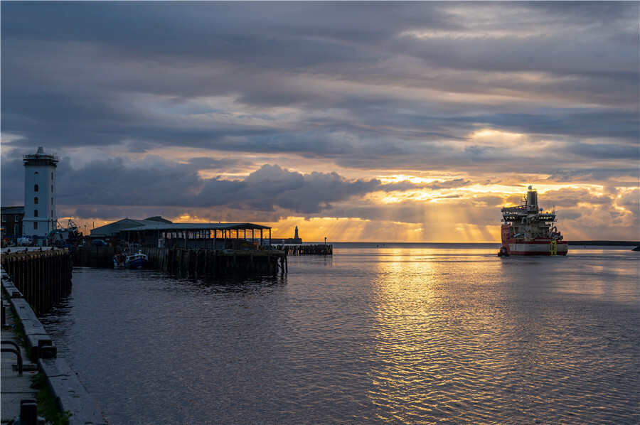英国英格兰日出景色如画