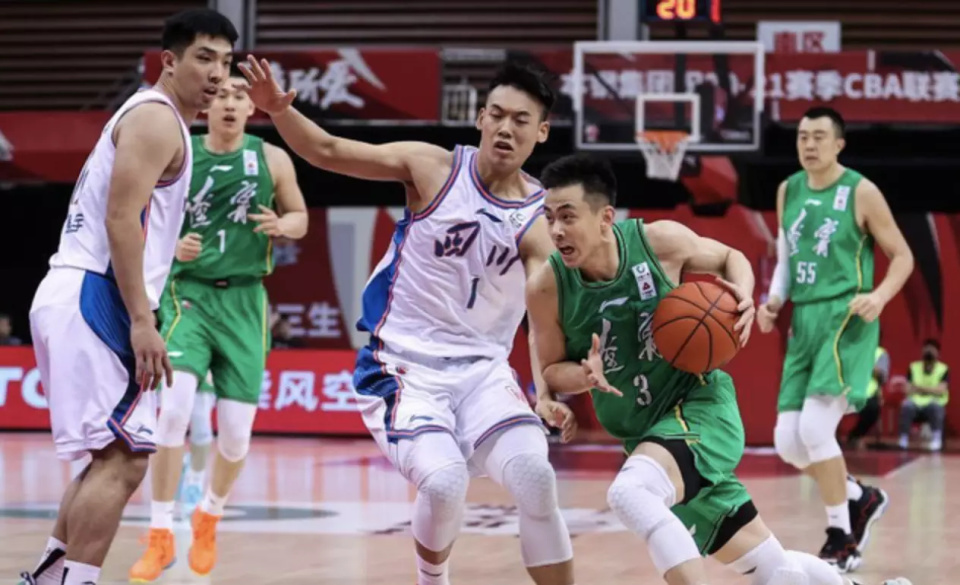 cctv5直播辽宁男篮vs浙江大胜四川队杨鸣为何不撤下主力球员