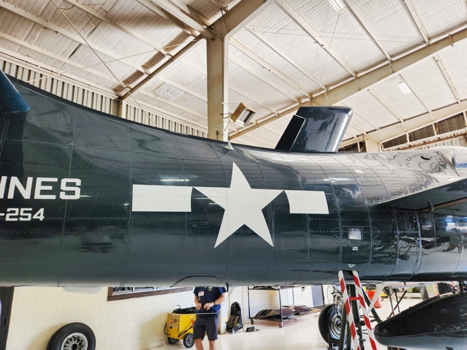 漫游"格鲁曼"制造的f7f虎猫(tigercat)战斗机_腾讯新闻