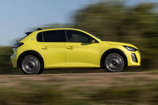 海豚,mg4在欧洲的主要竞争对手,新款标致e-208实车图发布_腾讯新闻