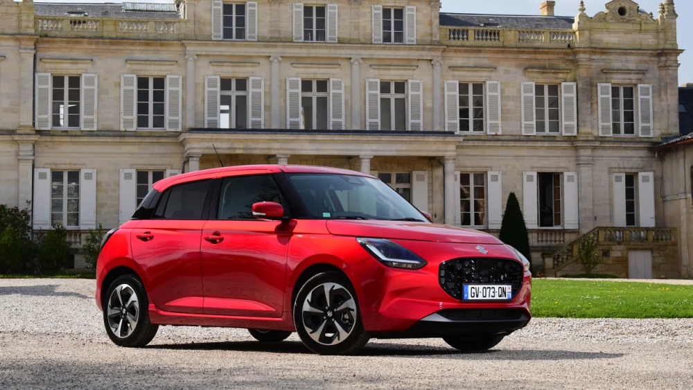 整体设计更加时尚运动,全新铃木swift实车图发布_腾讯新闻