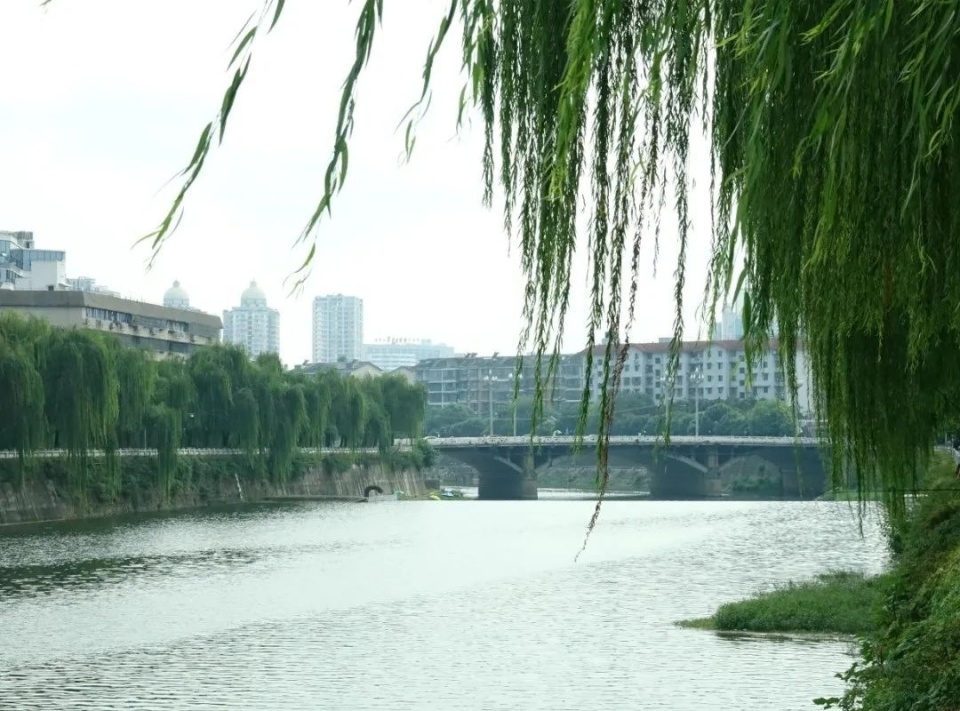 秋游绵阳 峰巅观斓 ‖ 凉爽的风终于吹到了游仙,快来"遛个弯儿"