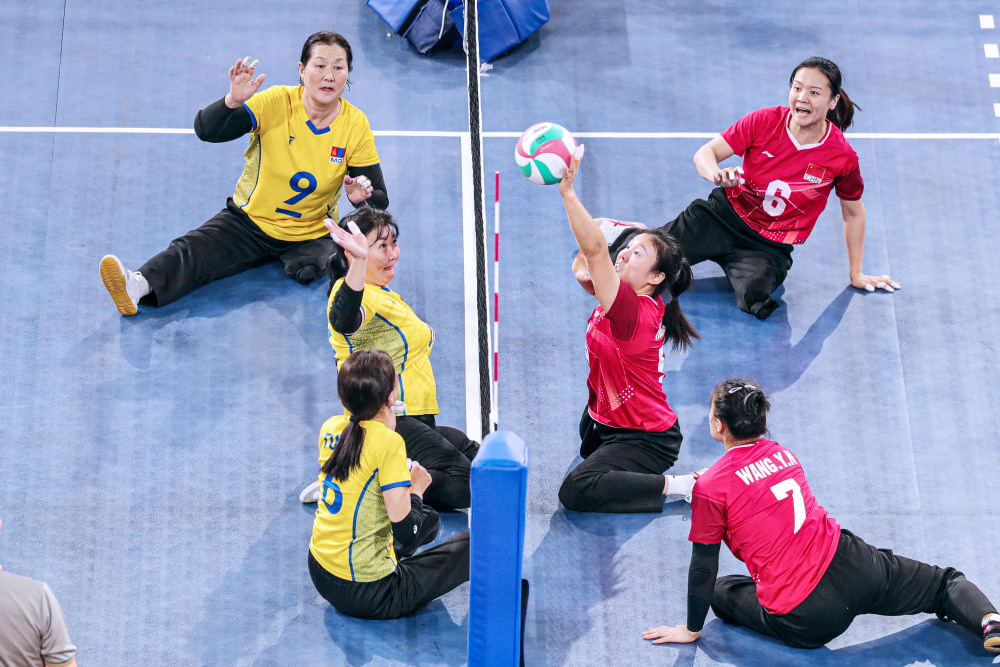 坐式排球——世界杯女子组:中国队胜蒙古国队-腾讯新闻