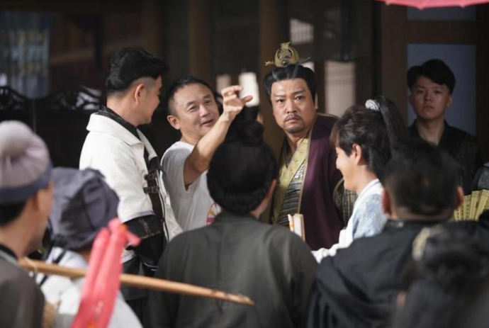 熟悉的喜剧风格回来了！尚敬新作《欢乐英雄之少侠外传》燃爆网络_腾讯新闻