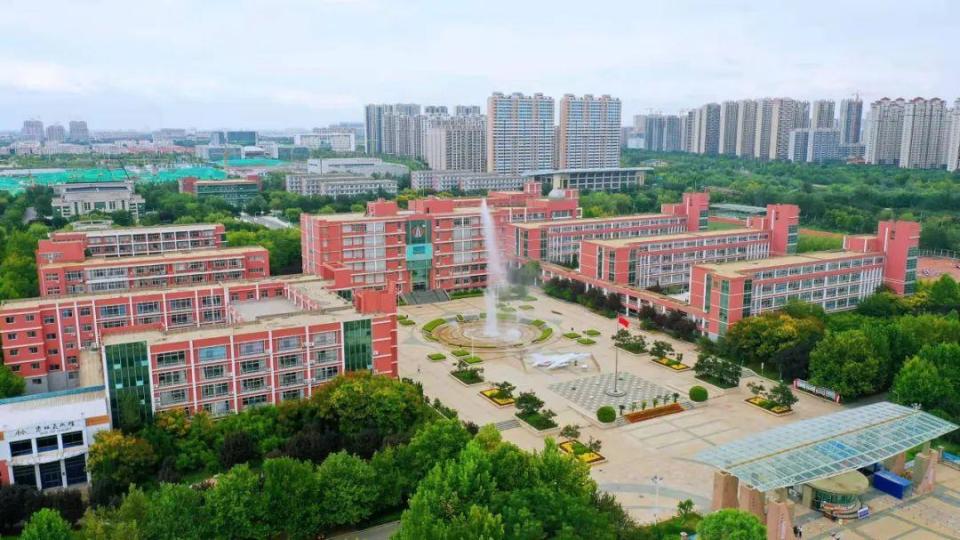 北镇中学最新发布!面向高校学生