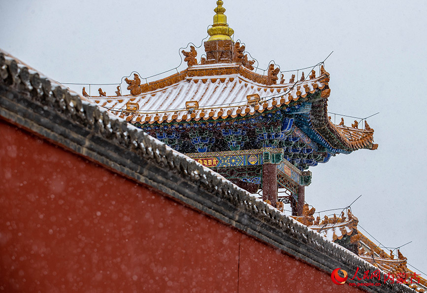 内蒙古呼和浩特雪落青城美景如画