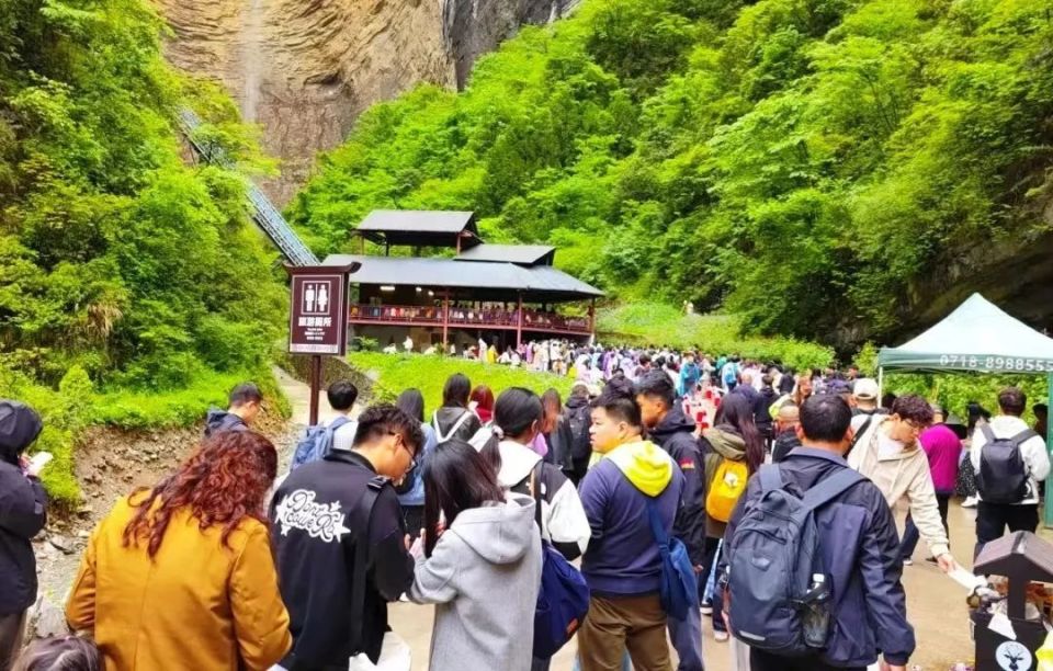 "五一"实拍!湖北来了几亿人?