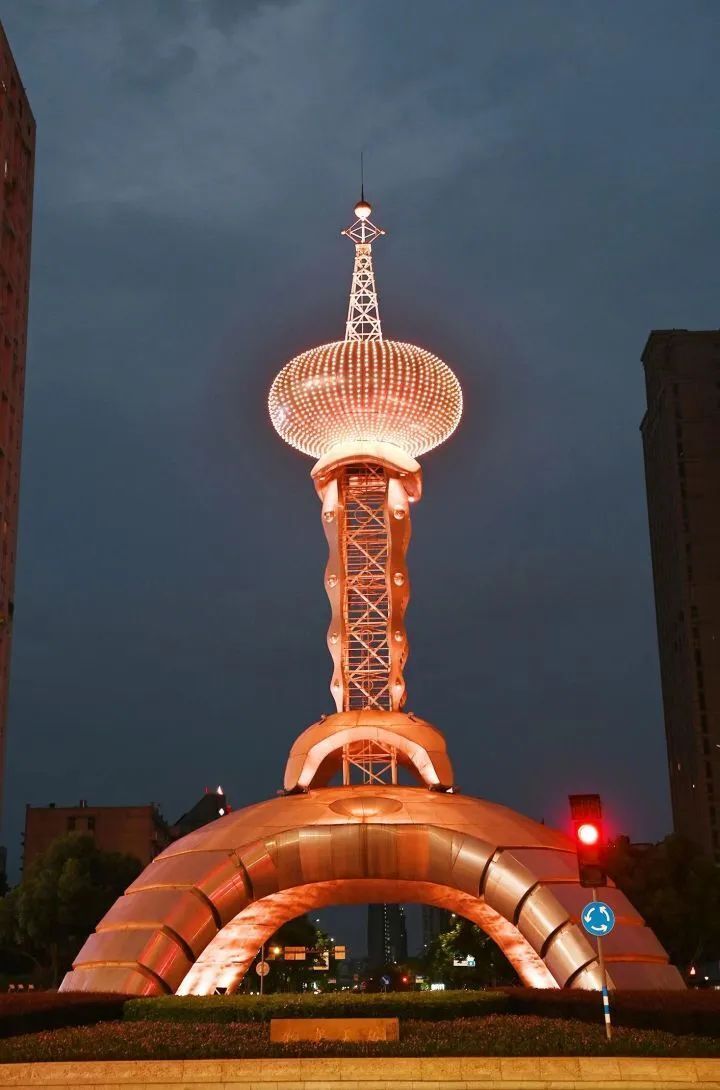 物华天宝28年来首次亮灯,温州即将切换亚运夜景模式_腾讯新闻