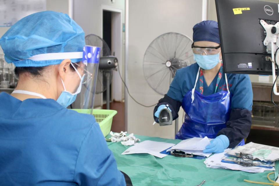 清创包怎么包护士节丨这个科室的护士每天制作超千个“安心包”，用“任意门”送往全院_https://www.jmylbn.com_新闻资讯_第2张