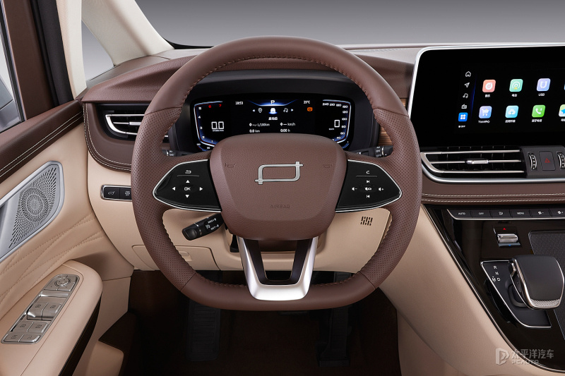 一汽奔腾m9内饰官图发布定位中级大型mpv