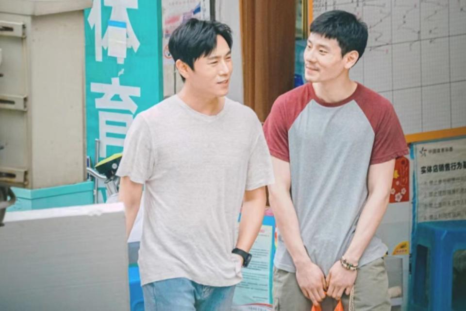 《漫长的季节》捧红了两位90后演员，蒋奇明演技好，王艺荻颜值高_腾讯新闻