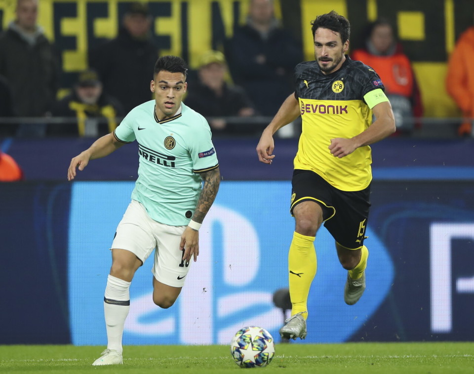 西媒:胡梅尔斯正在与西甲球队马略卡进行谈判