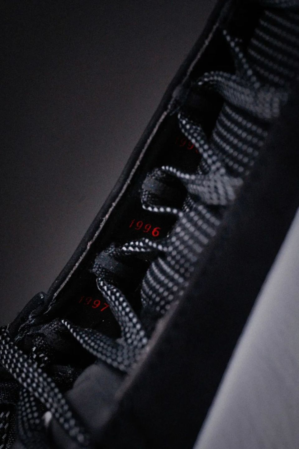 AJ的中年危机？AIR JORDAN 40 开箱_腾讯新闻