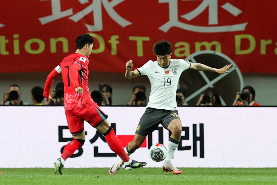 半场0-0！你给国足这个半场的表现打几分？_腾讯新闻