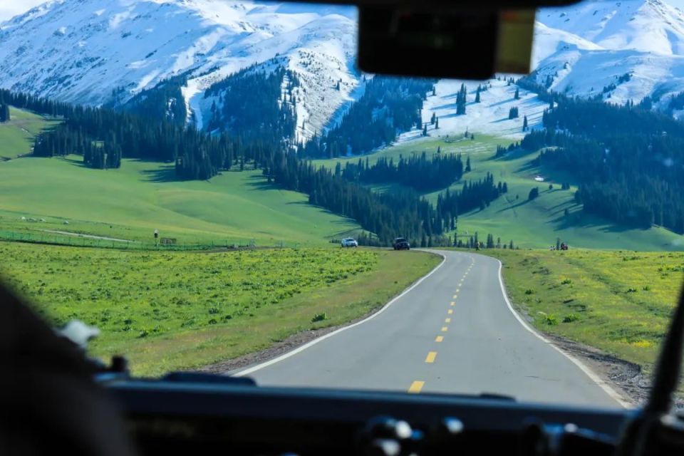 新疆与俄罗斯蒙古交界有个州,面积比两个韩国还大,风景不输瑞士
