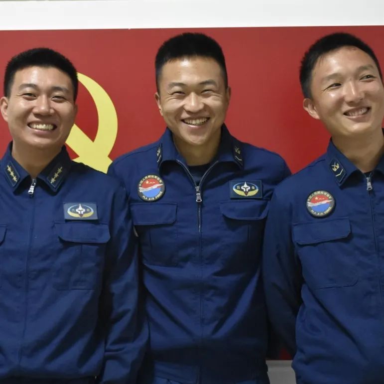 军营"最美笑脸",有你的吗?