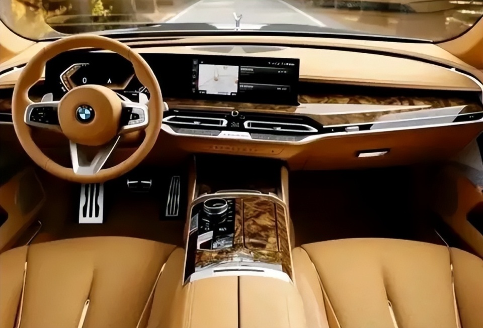 改款版"宝马7系"路试曝光,前脸大改!