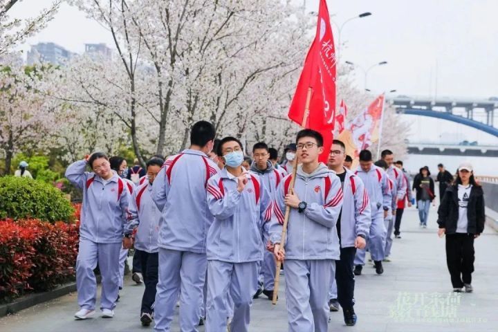 杭州采荷中学图片