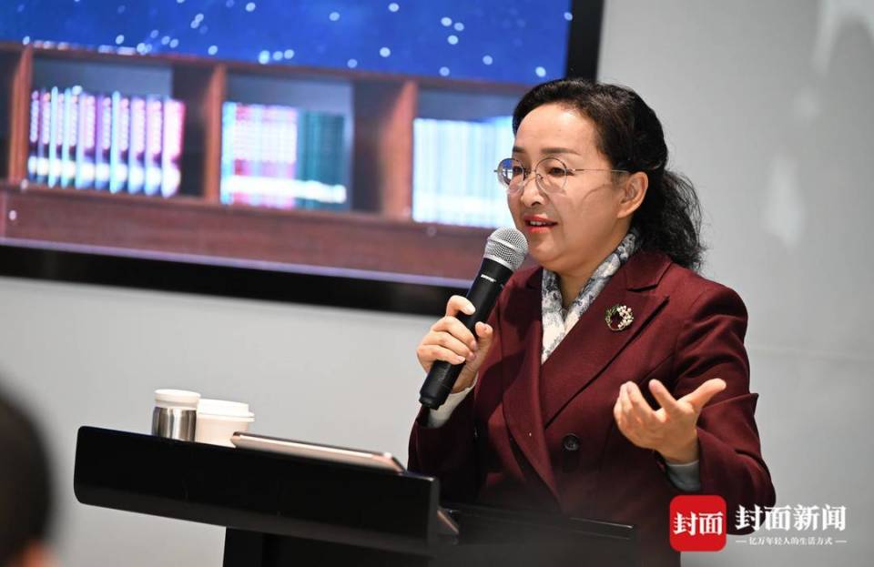一个真实的李白：焦虑、颓废、孤独却不朽｜名人大讲堂_腾讯新闻