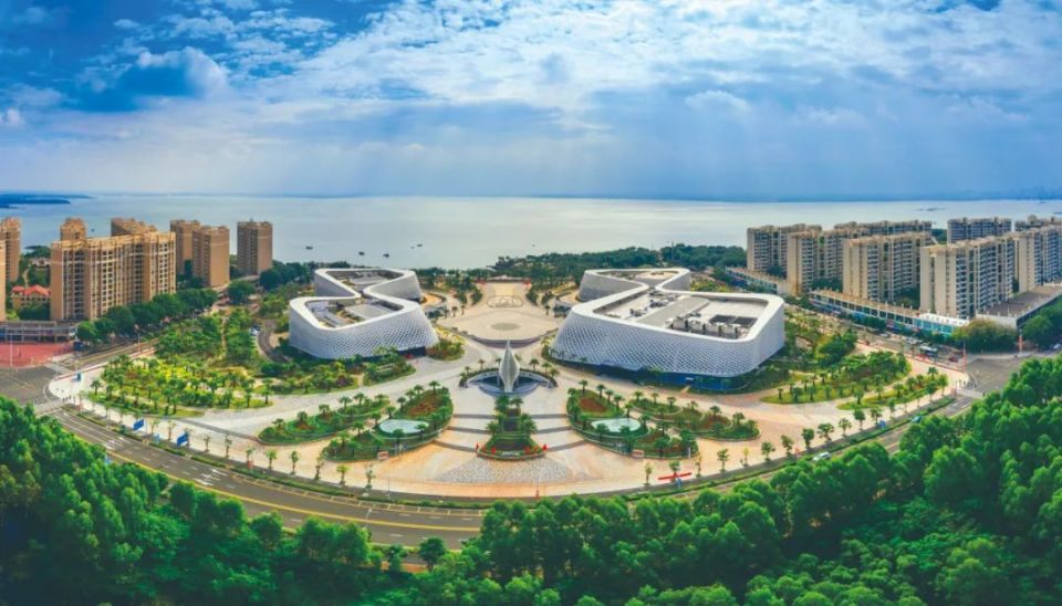 "46113"系列报道丨儋州洋浦:执绿色之笔 绘生态图景_腾讯新闻