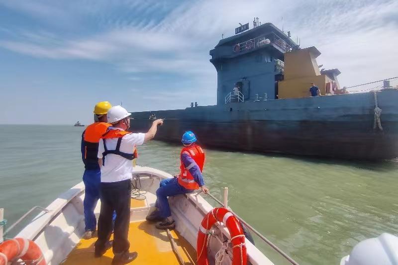 受台风苏拉影响琼州海峡客滚船将于2日13时起停运