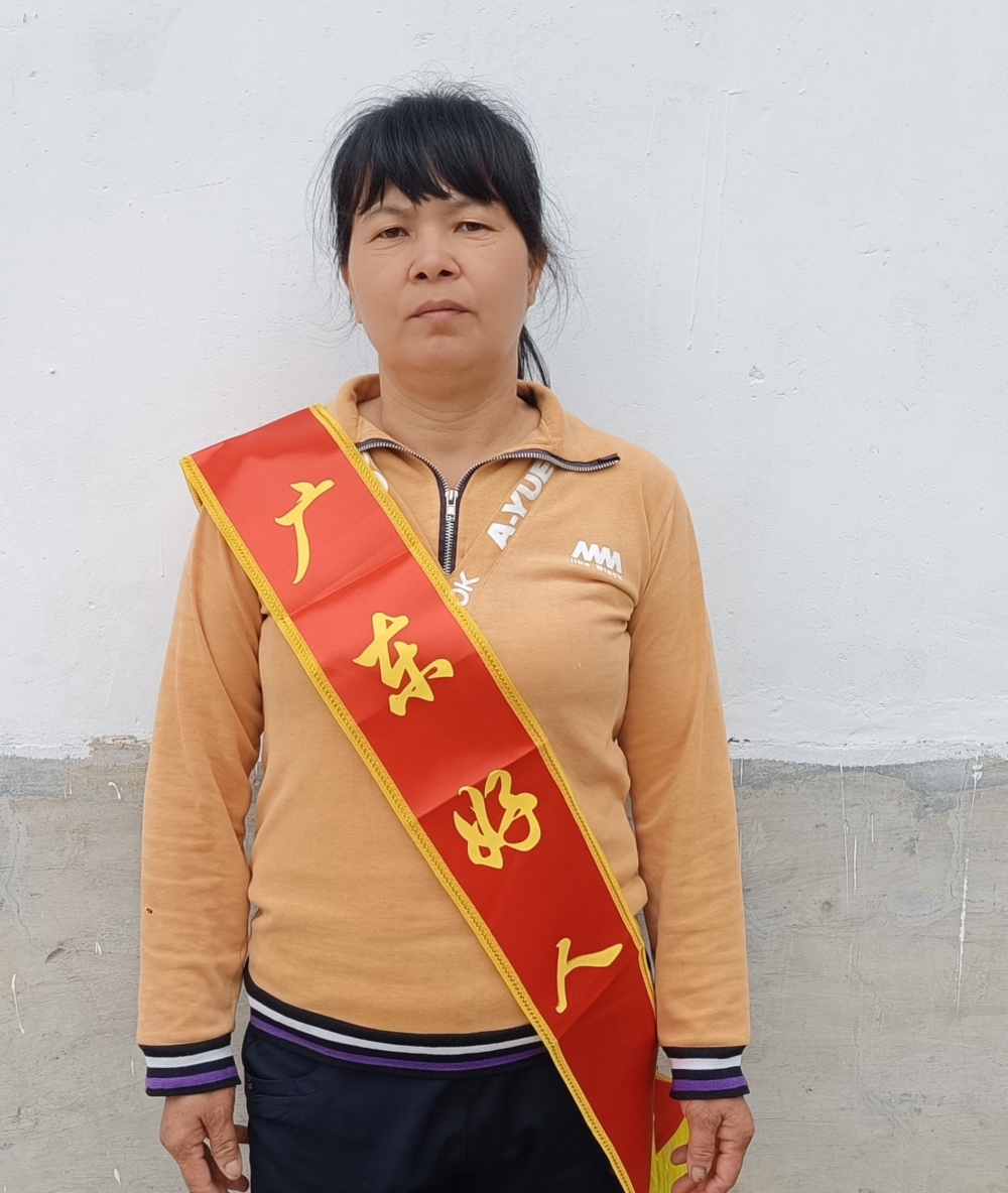 "广东好人"张海霞:好儿媳用爱撑起整个家