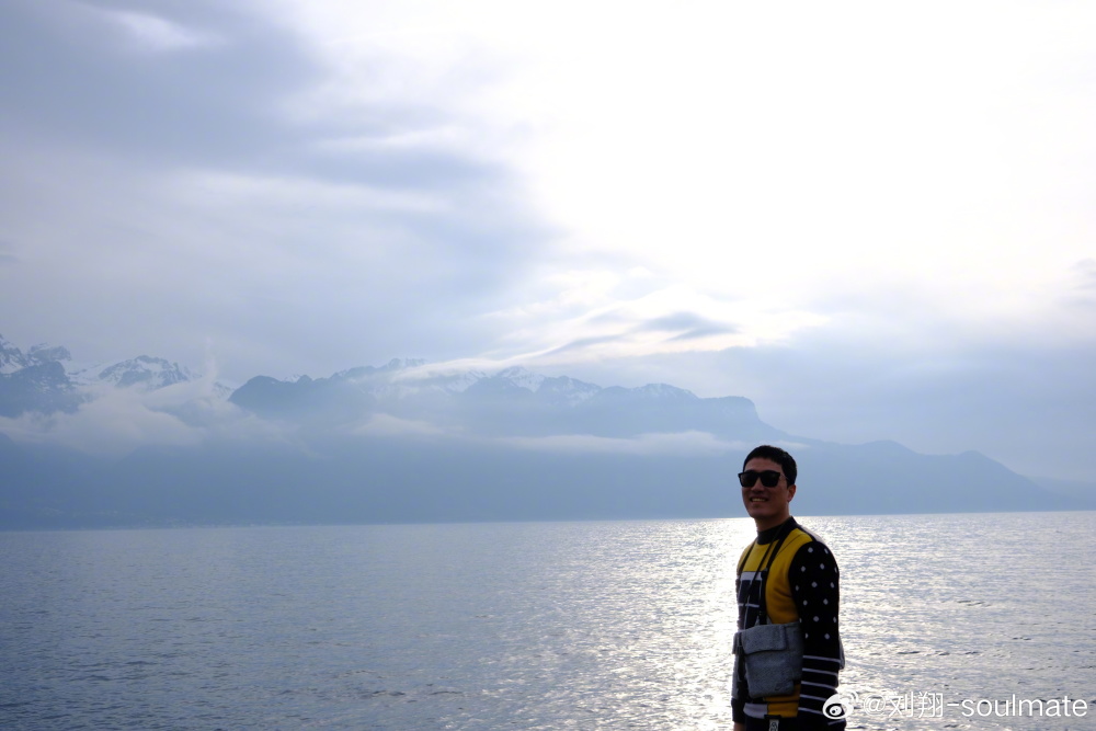 重回福地洛桑刘翔时隔472天再更新微博哥来看看你