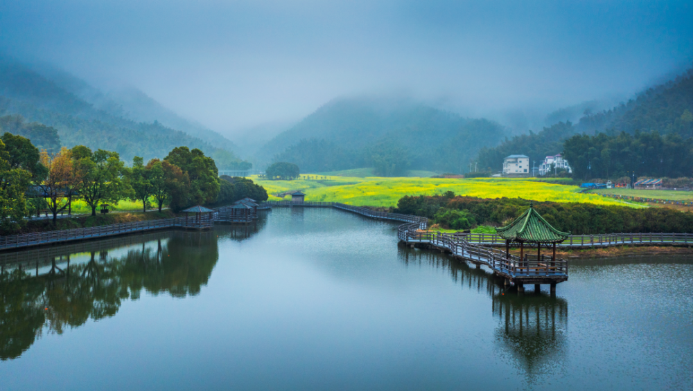 宜春市明月山温汤旅游度假区,新余市仙女湖七夕文化旅游度假区,赣州市
