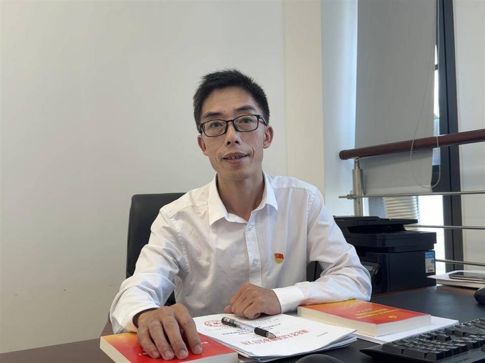 对话省经信厅中小企业发展处处长刘良博 建成本“洼地” 降成本降到企业心坎上_腾讯新闻