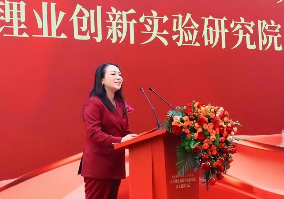 天齐锂业执行副总裁刘莹辞职公司第四季净亏8亿