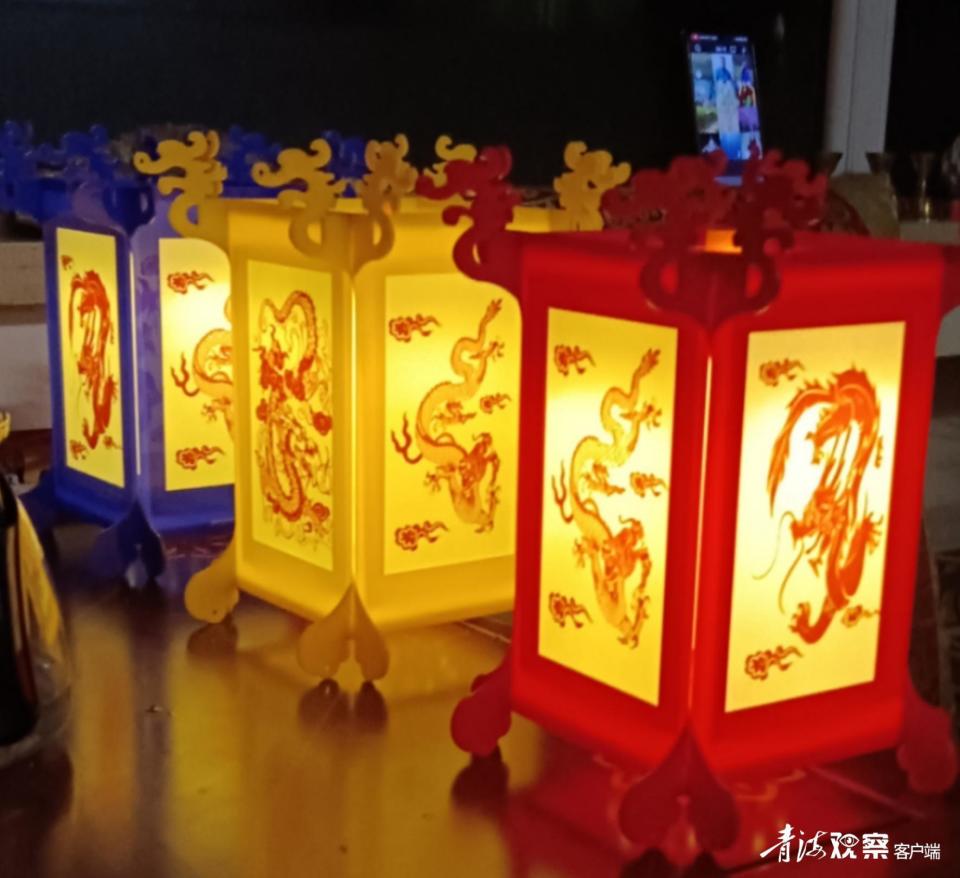 迎新春,湟源龙形排灯闪亮登场_腾讯新闻