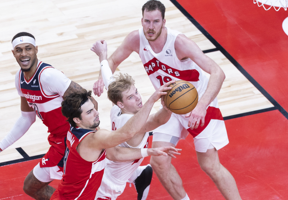 篮球nba常规赛猛龙胜奇才