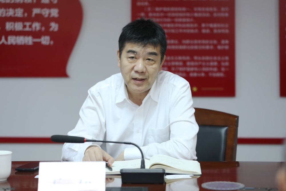 腾讯云副总裁方腾飞到访中原出版传媒集团
