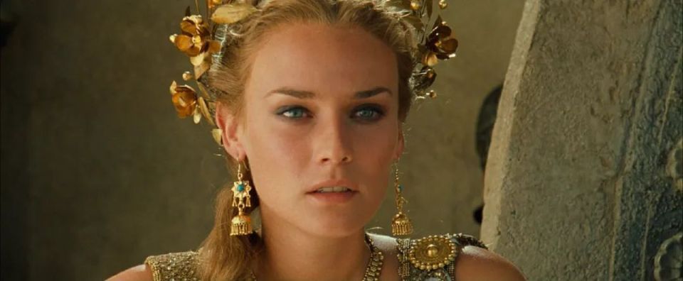 她其实是女性被污名化的象征