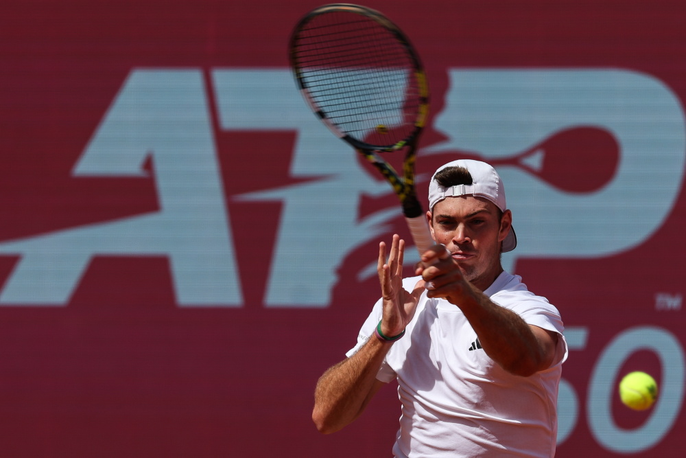 网球埃斯托里尔公开赛蒂姆晋级