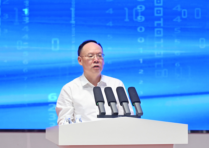 中国一汽董事长邱现东:未来五年将投入1200亿元攻克983项核心技术