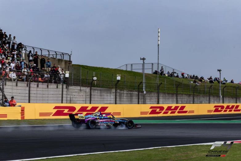 经过上海揭幕战与f1激动人心的同场竞技后,各支车队对新款m21-f4赛车