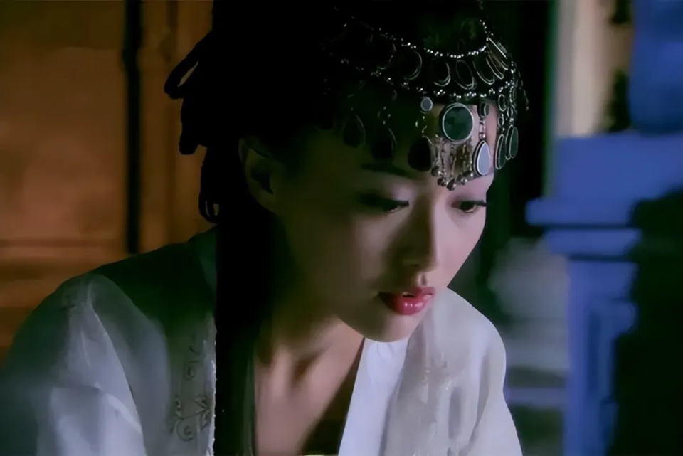 41岁唐嫣输给周迅,泪洒现场,一句话令网友直呼心态太好了!