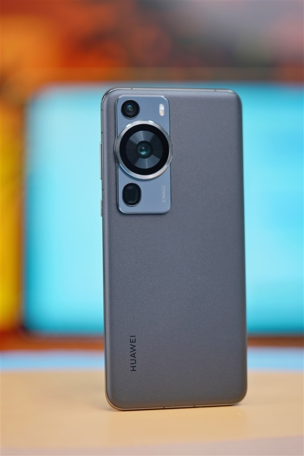 华为p60 pro羽砂黑图赏