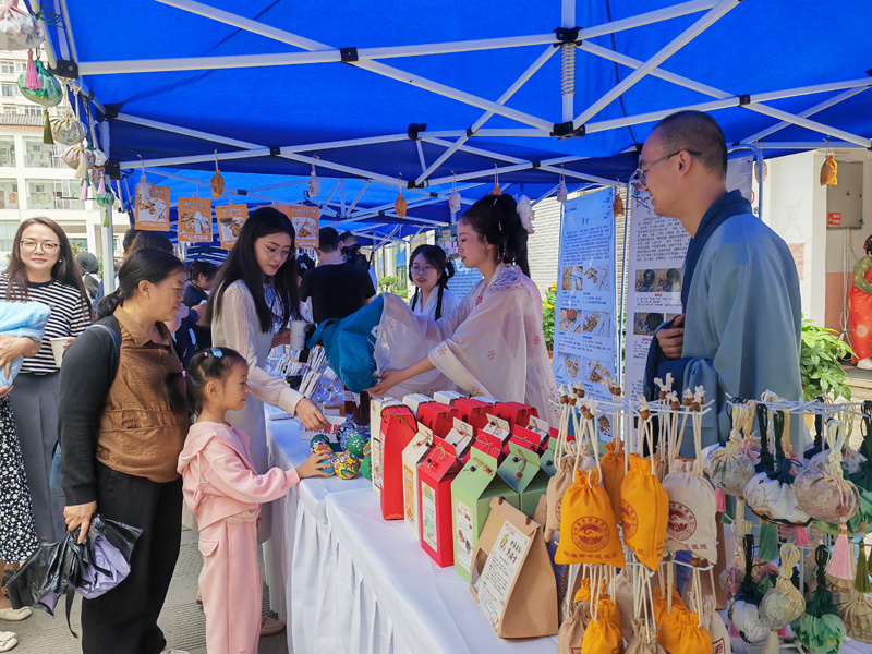 云南昭通举办首届中医药文化节